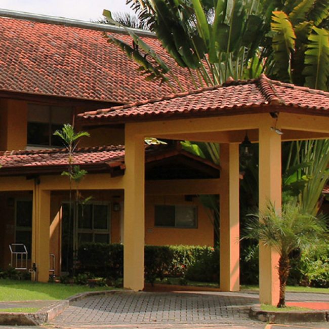 Albrook Inn
