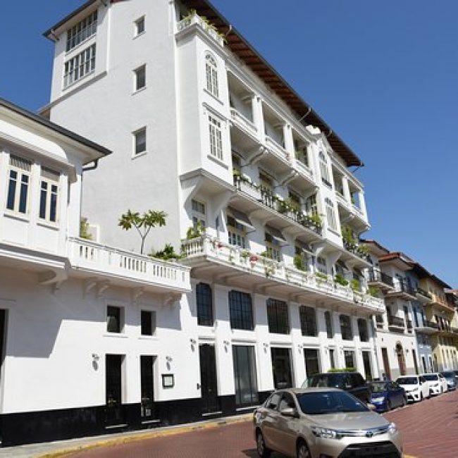 American Trade Hotel